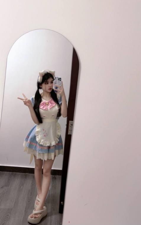 缩小版狗头萝莉