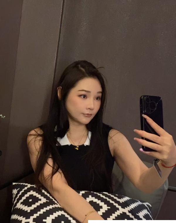 洪山深喉大胸妹