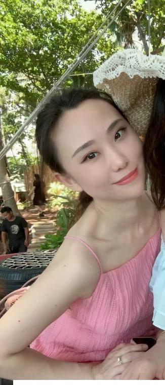 上城妖娆女子玥