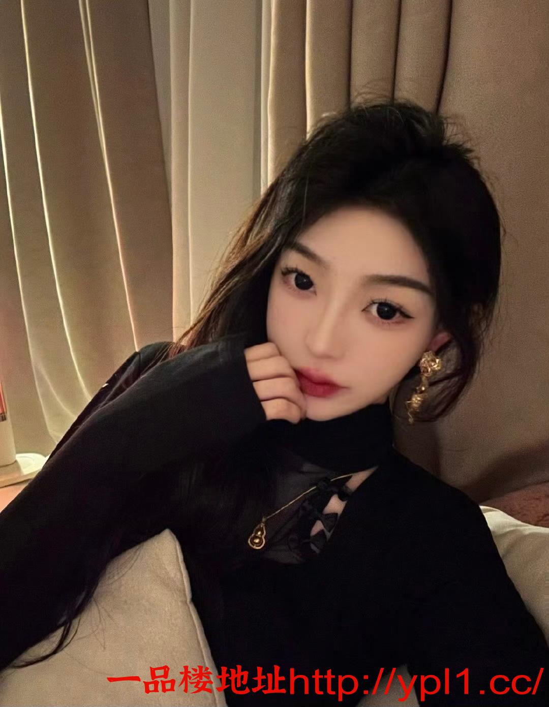 24岁高挑御姐 主丝袜诱惑 毒龙 果冻冰火