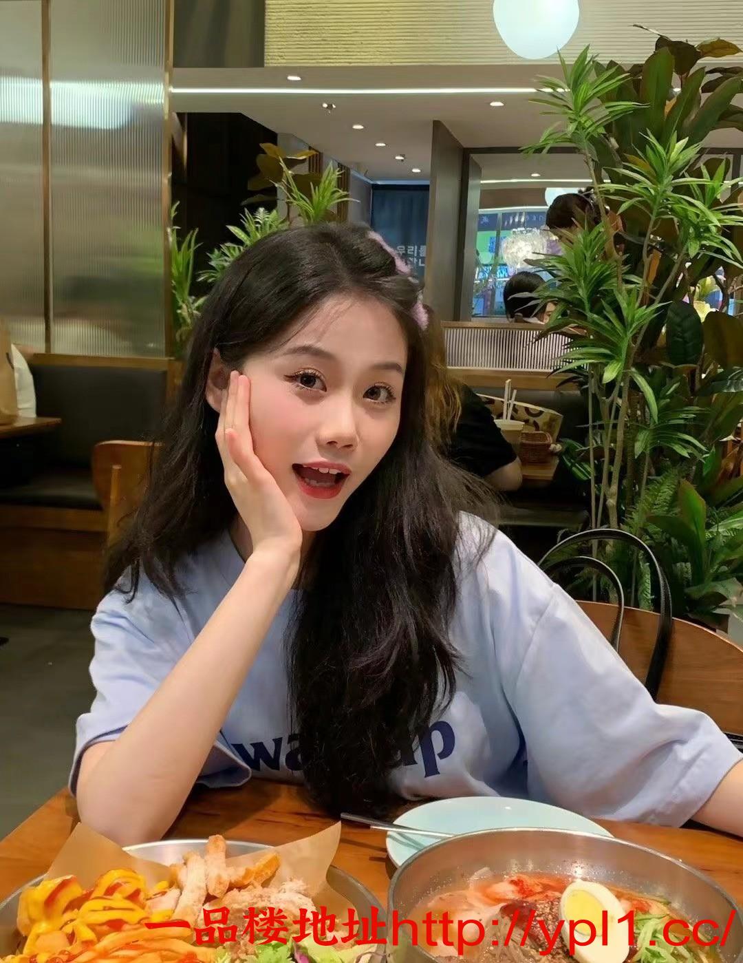 极品长腿身子很滑