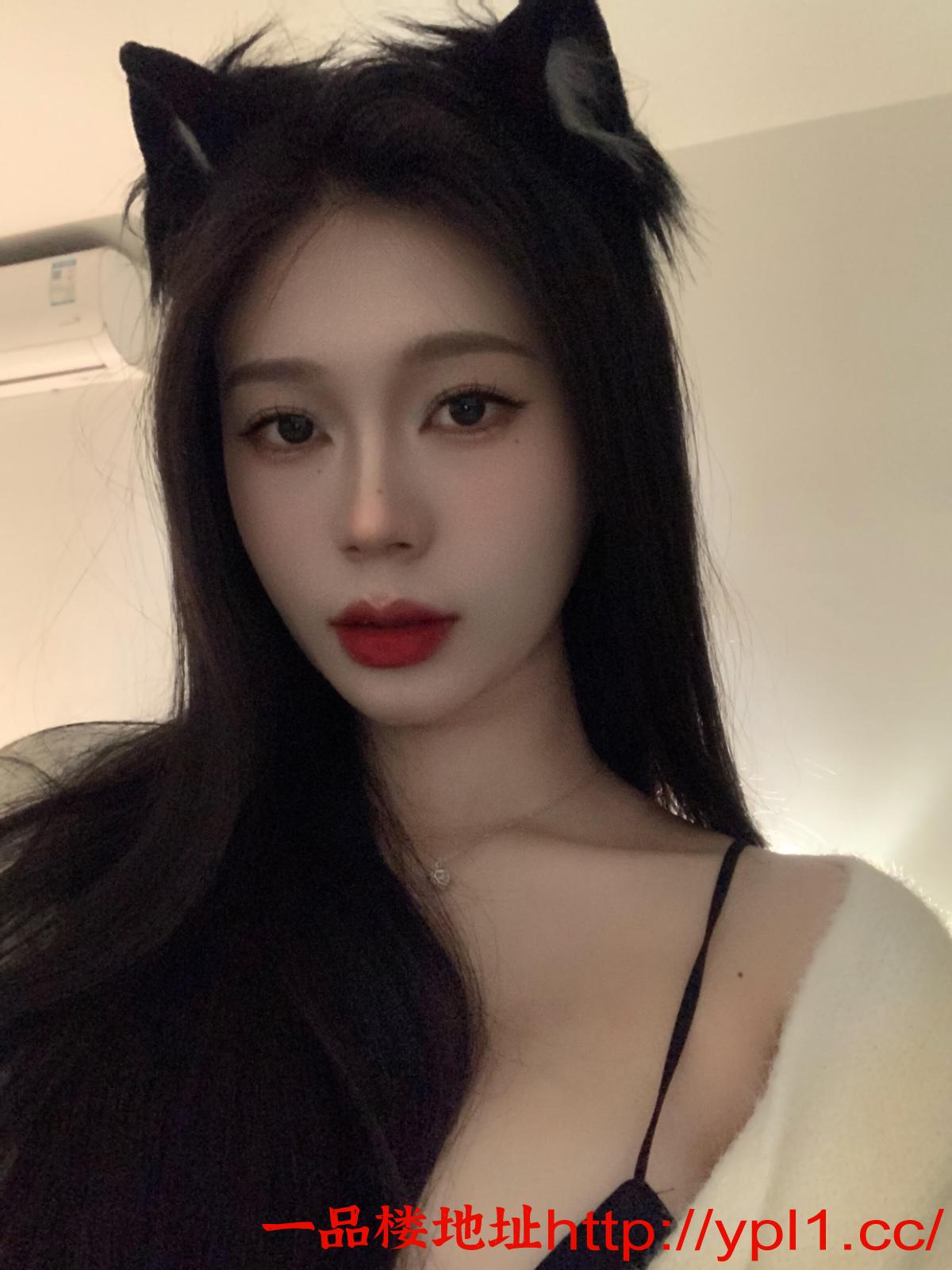 兼职粉嫩多汁湿润紧致的小骚货