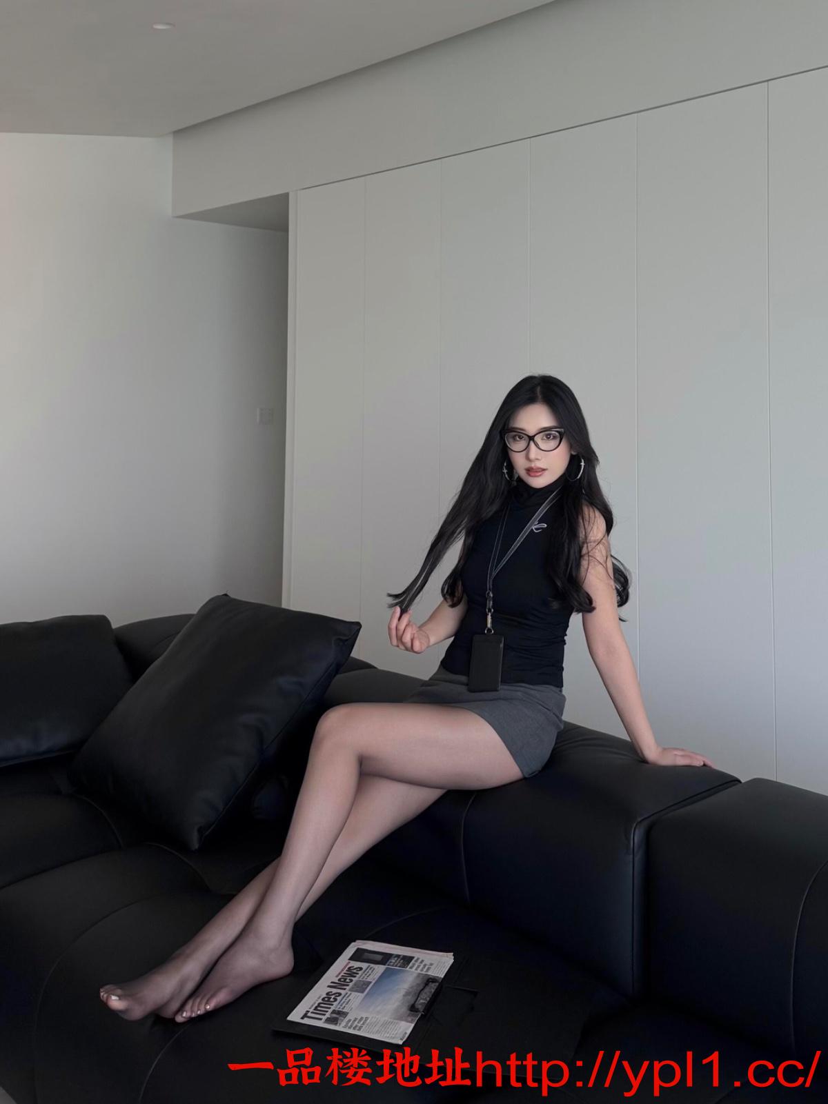 兼职情瘾少女粉嫩鲍鱼