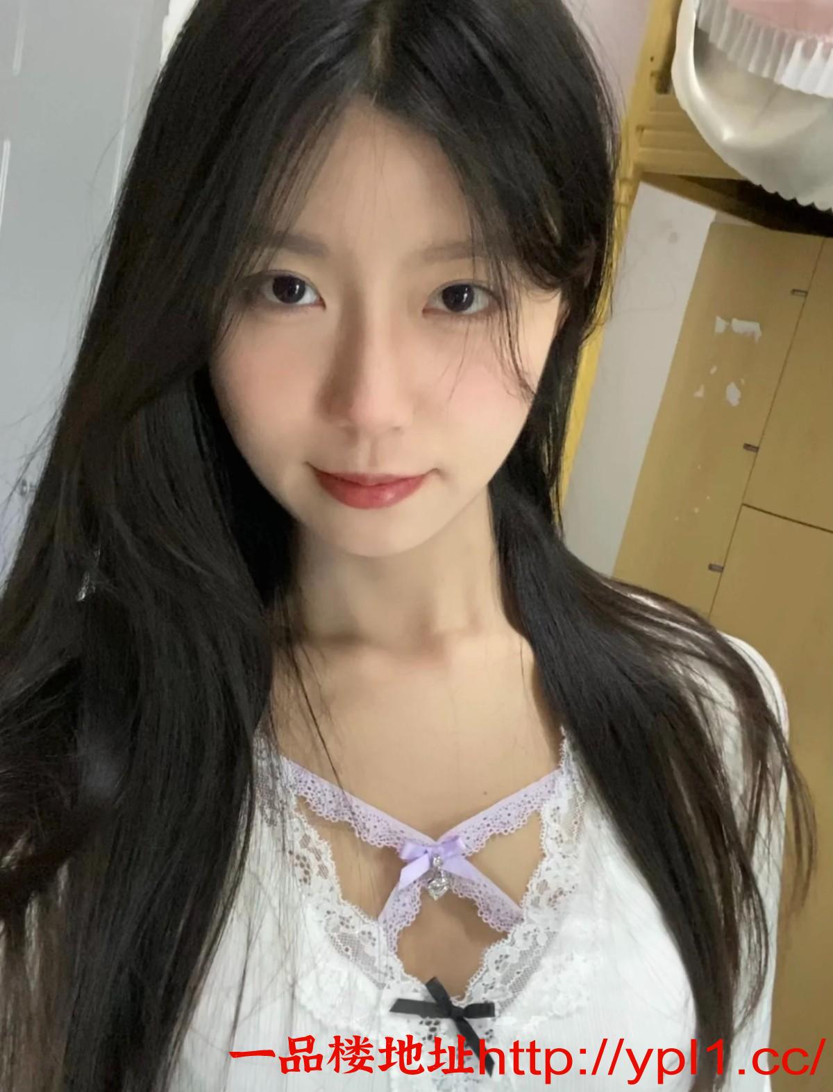 逆天身材瑜伽老师，是一个骚话巨多的母狗