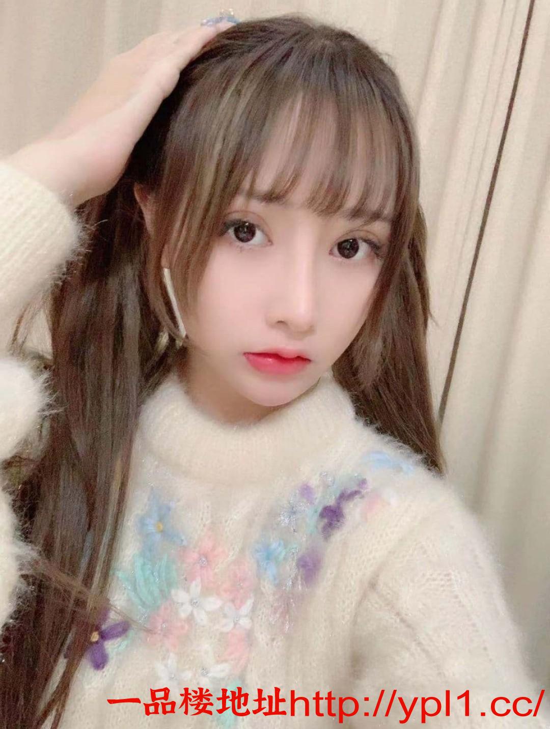 粉嫩小穴妙龄妹妹喜欢玩姿势