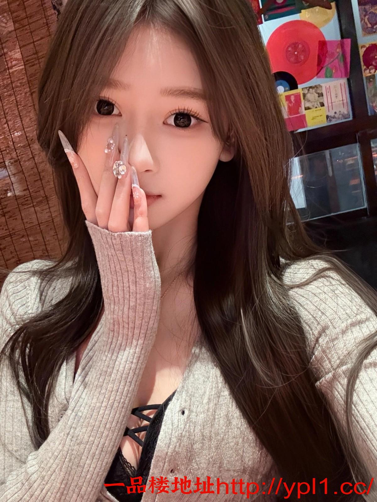 堆龙极品粉嫩小妹听话乖巧可爱动人