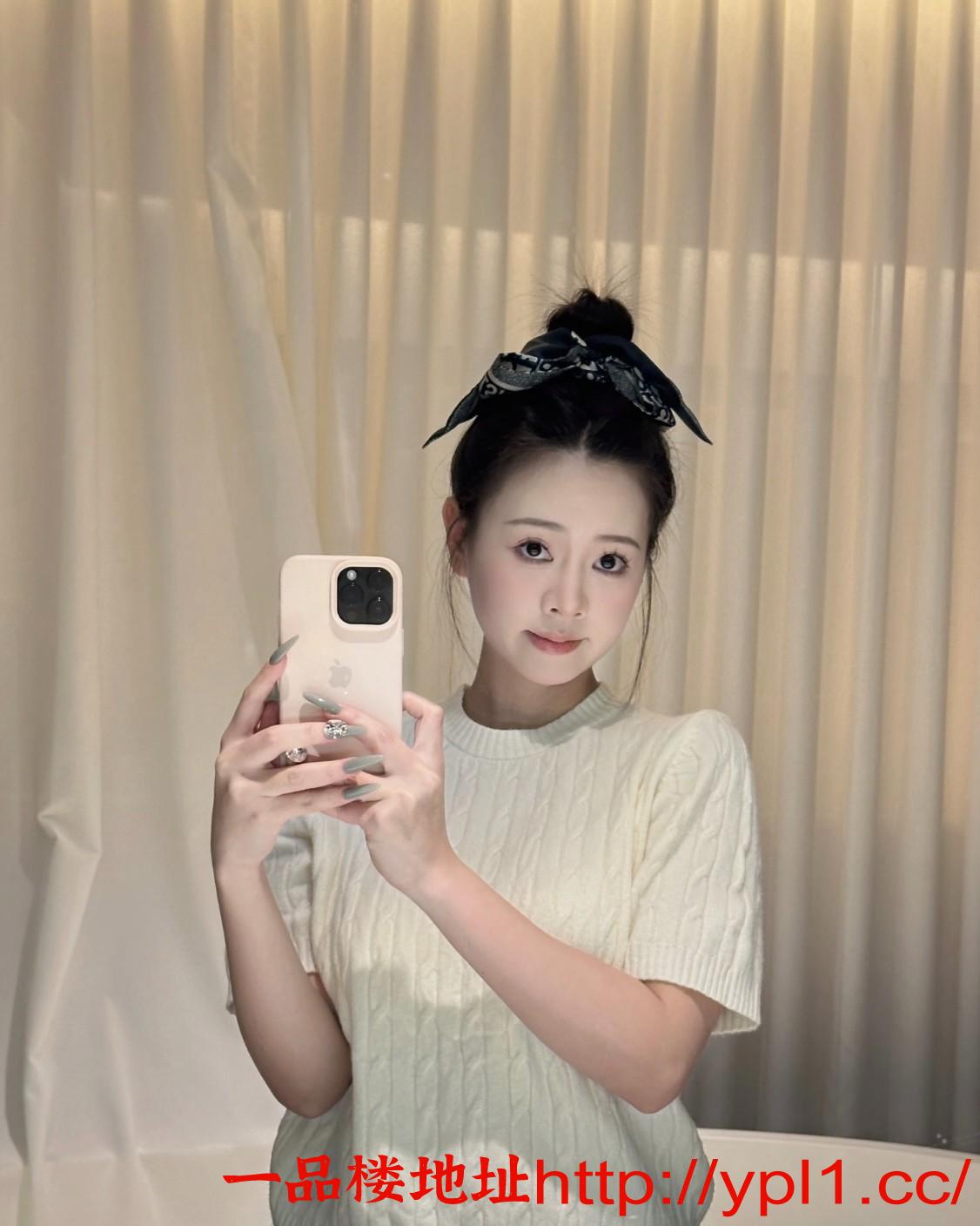 极品骚货大奶肥臀有制服口活好