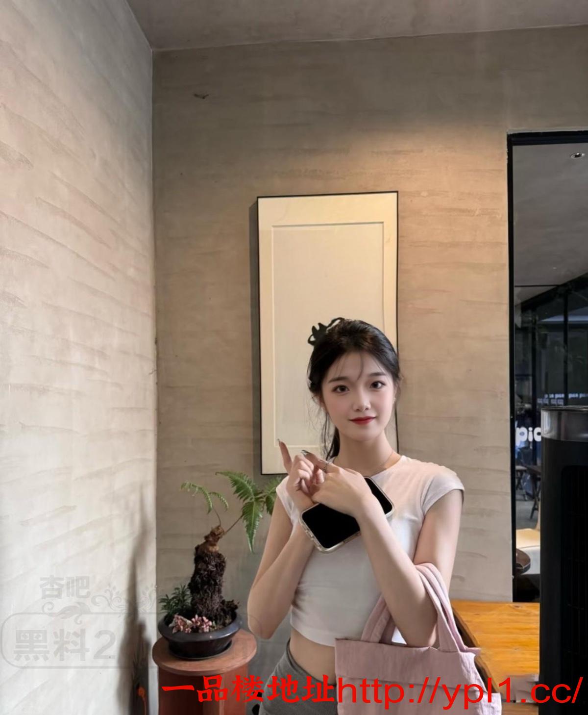 清纯粉嫩少女水多多真实本人