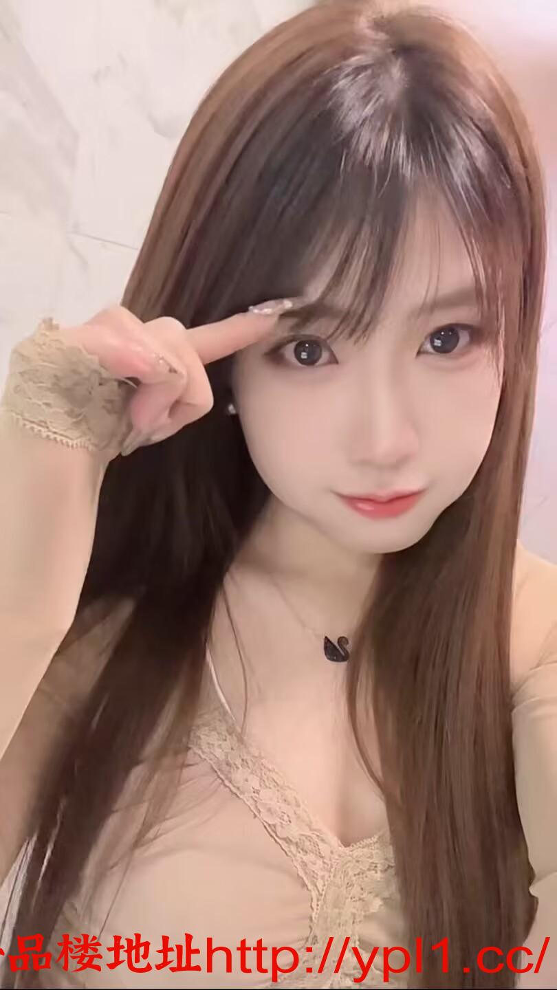 三点粉嫩听话小妹下面超敏感