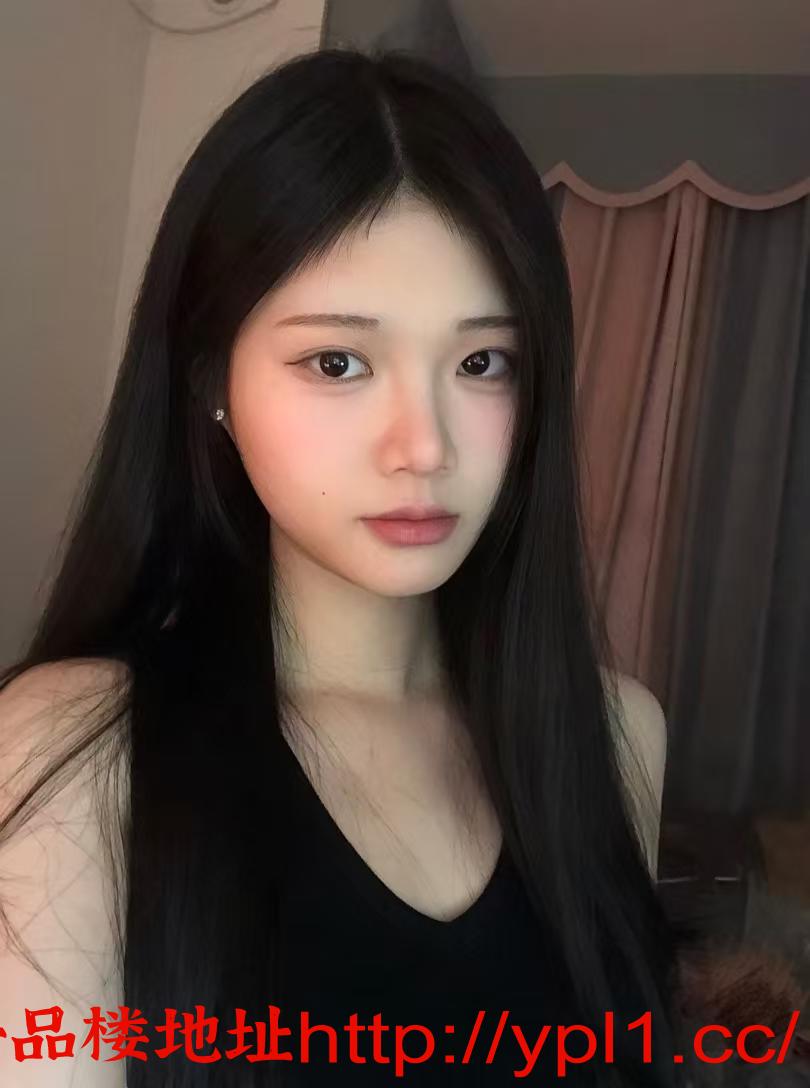 清纯高颜值性感御姐00后