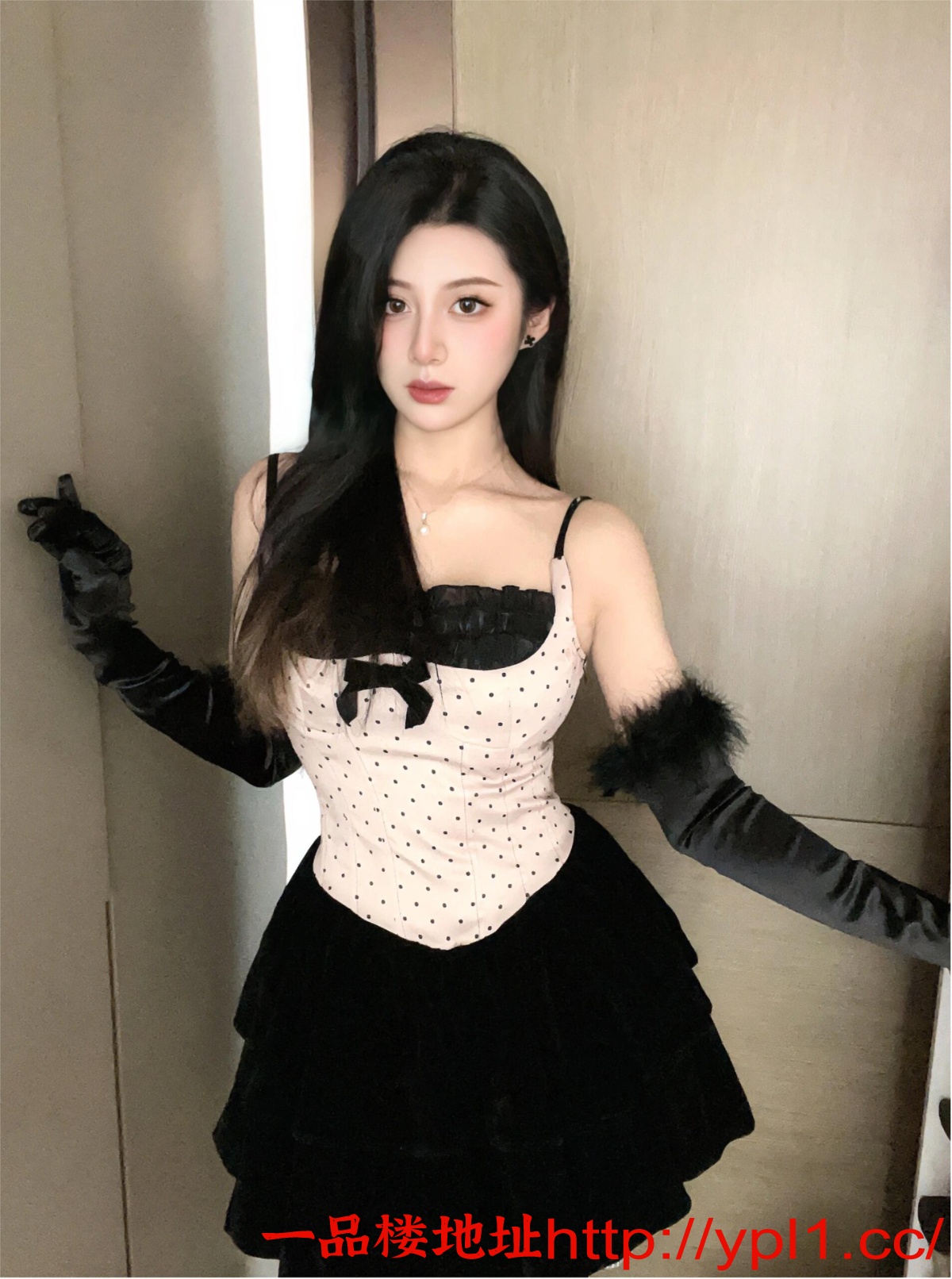 身材火辣极品骚妹