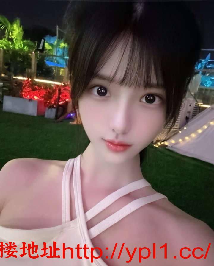 漂亮极品粉逼小妹妹水多