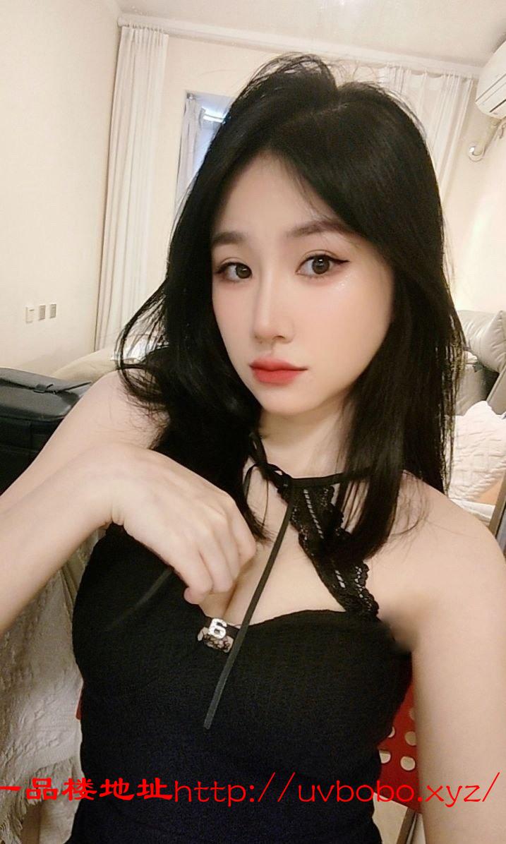 迷人身材小嫩货逼紧水多