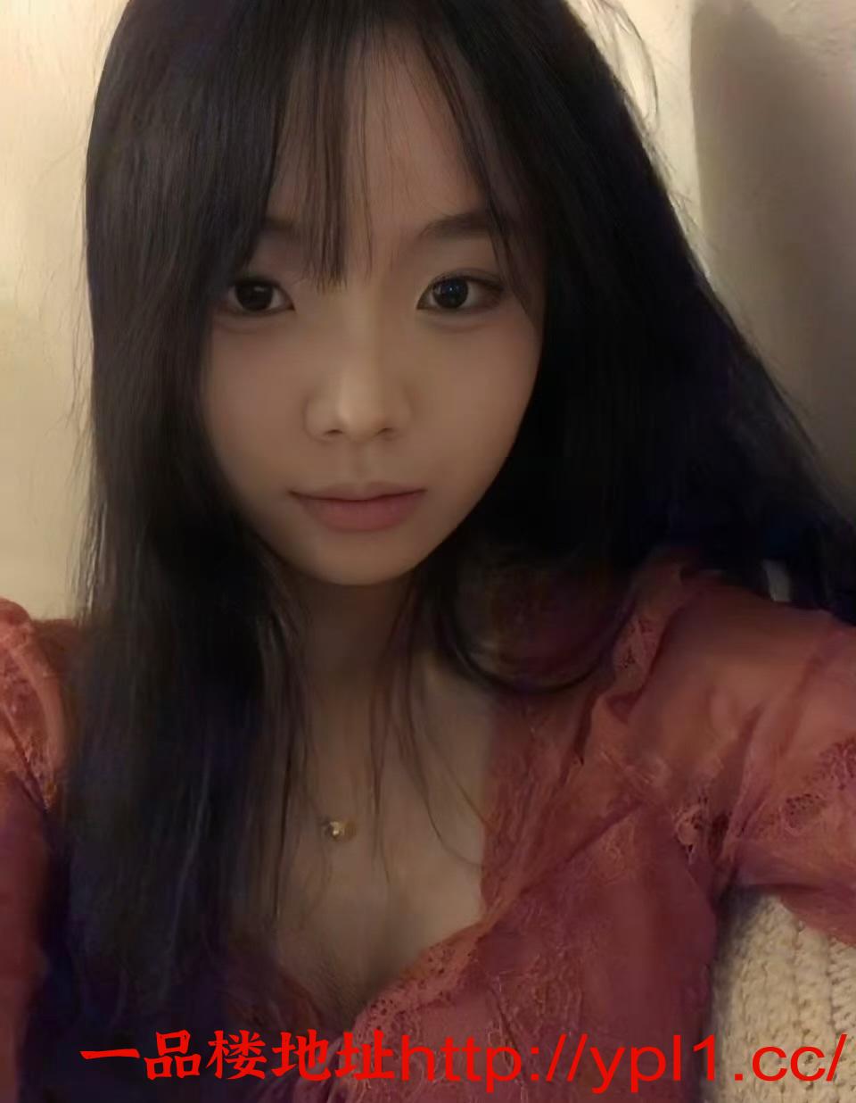 白虎小妹妹下面好多水 逼逼好甜口