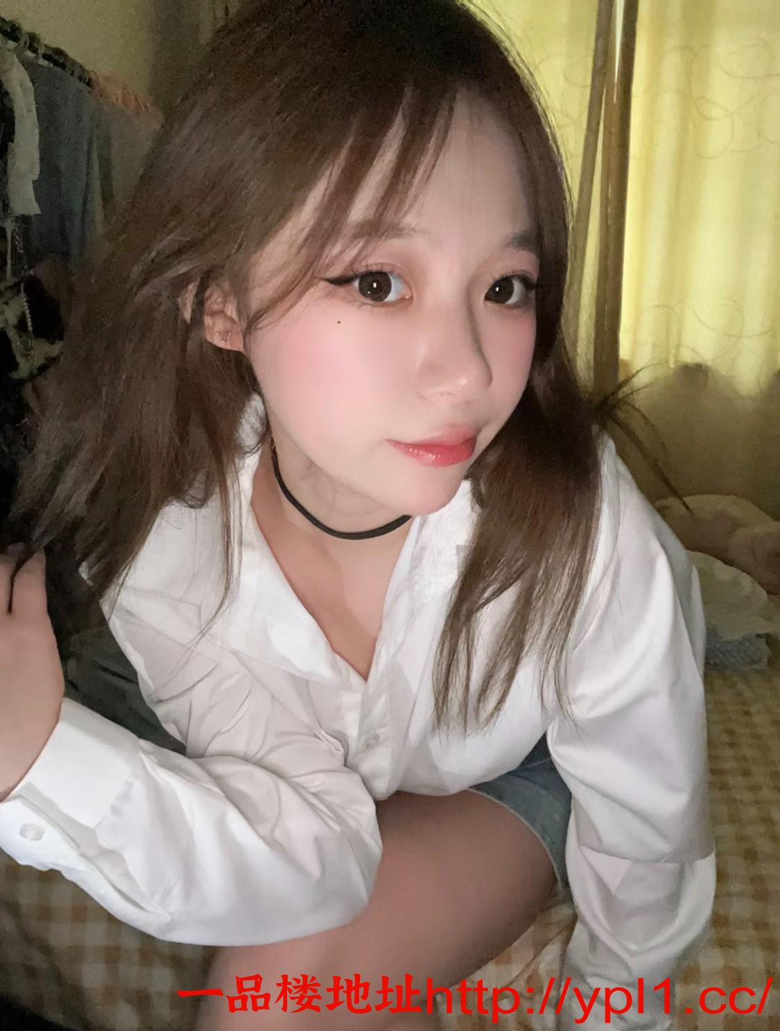 彩精小蝴蝶，逼水多很紧，身材好很骚（可外出）