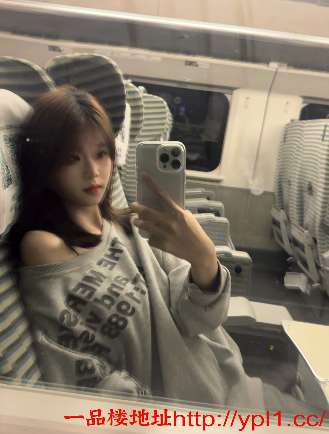 零零后小骚逼粉嫩白虎水又多