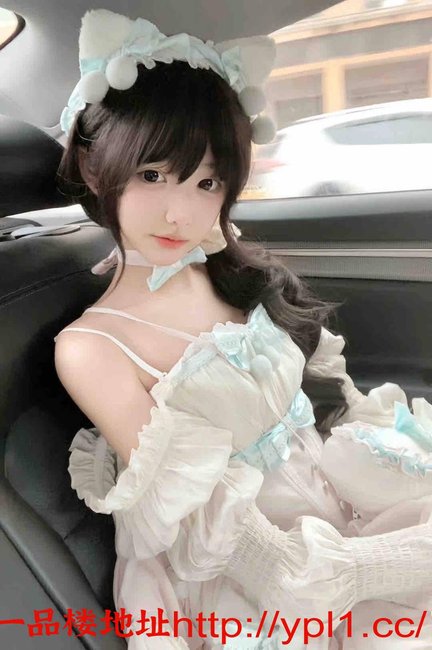 妹子肤白腿长 很骚 很主动很配合