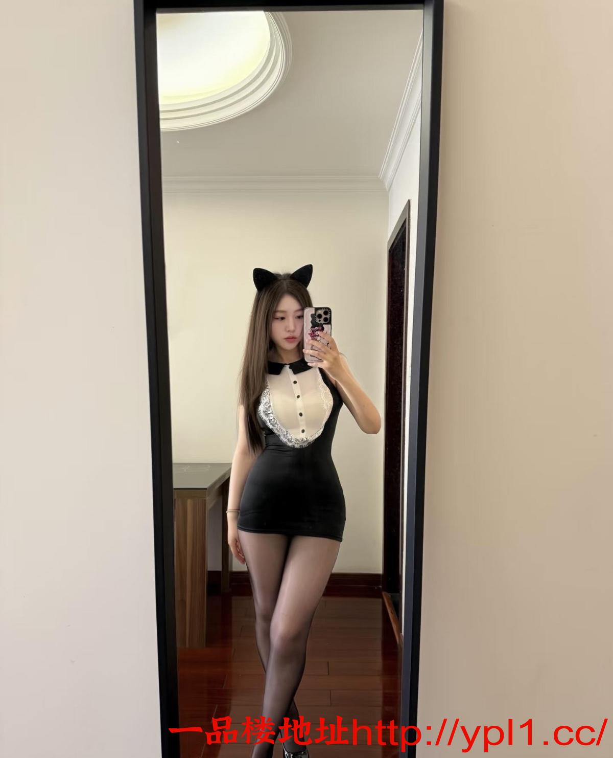 区大学生性感长腿柔情似水