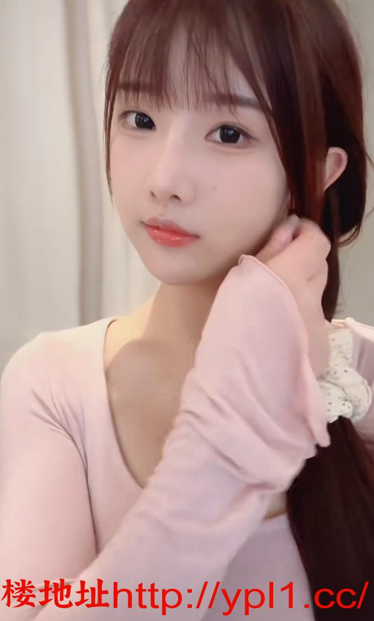 00后清纯妹妹乖巧听话懂事可外出