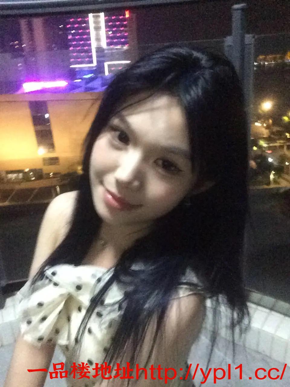 口活好粉嫩妹妹