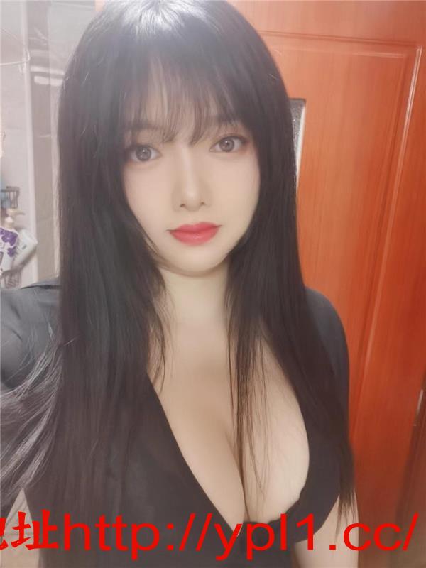 纯情御姐丰满性感