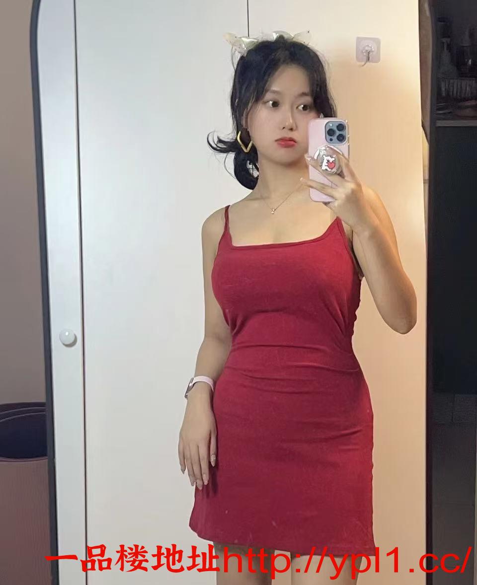 清纯小妹，逼紧水多会诱惑人