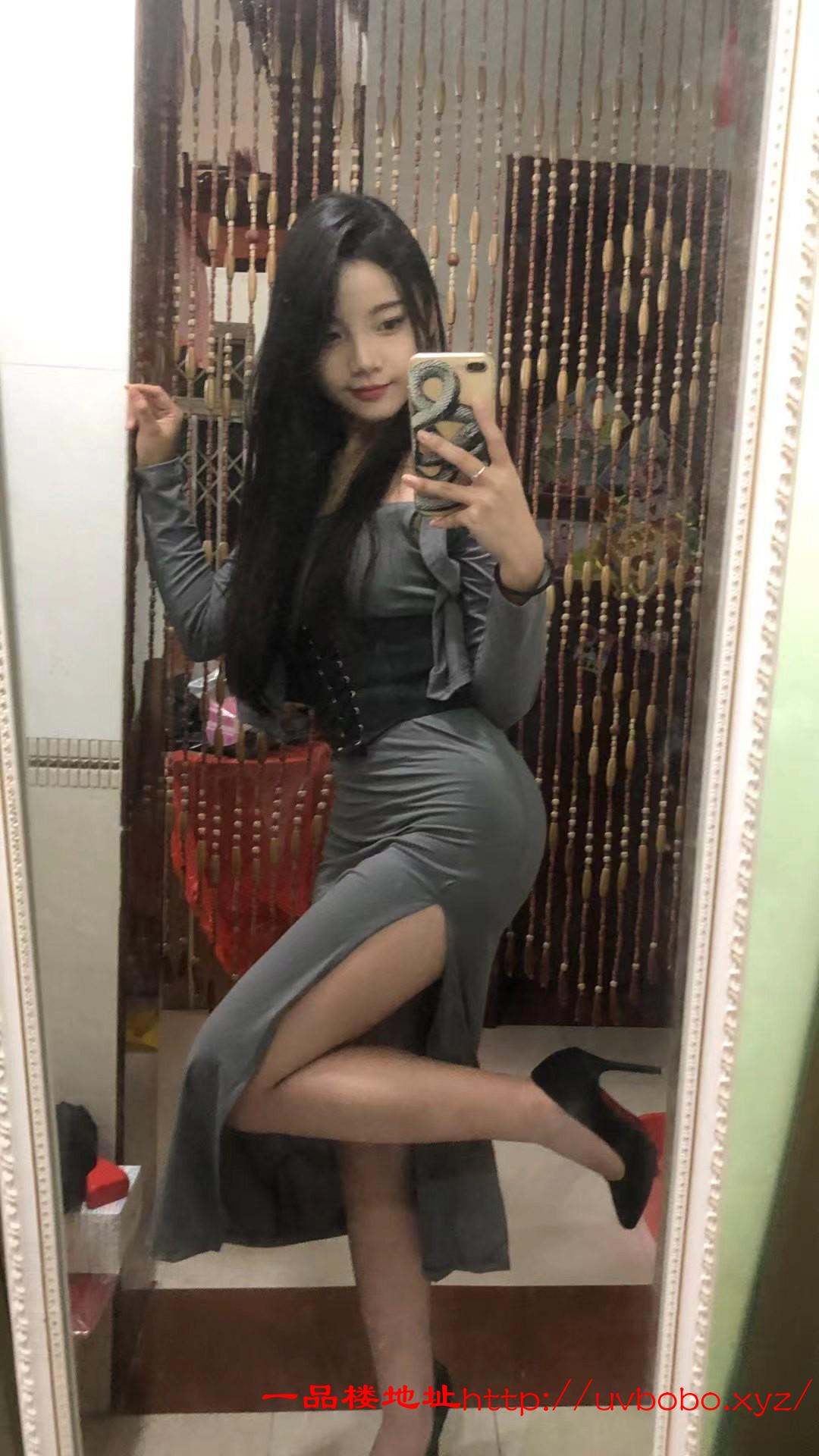 身材极好的妹子