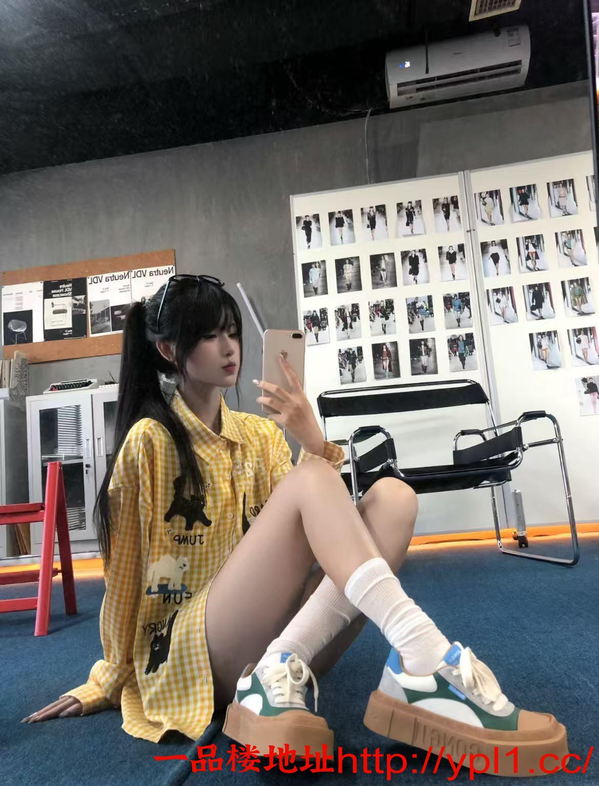 蜀山区清纯实习妹超短裙甜蜜粉穴水多到喷出来