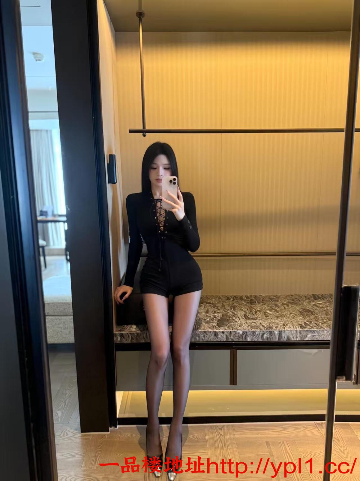 区丰满鲍鱼大奶粉嫩耐操会夹妹子超给力