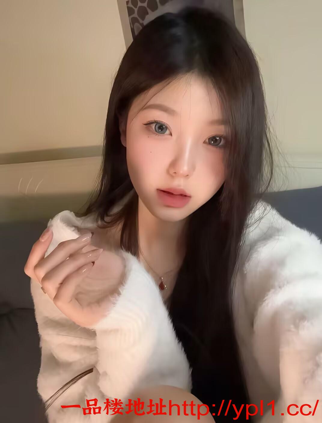 小奶妹骚逼紧实淫水