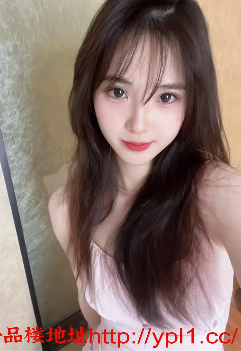 三点很粉嫩 黑丝诱惑小穴水水多