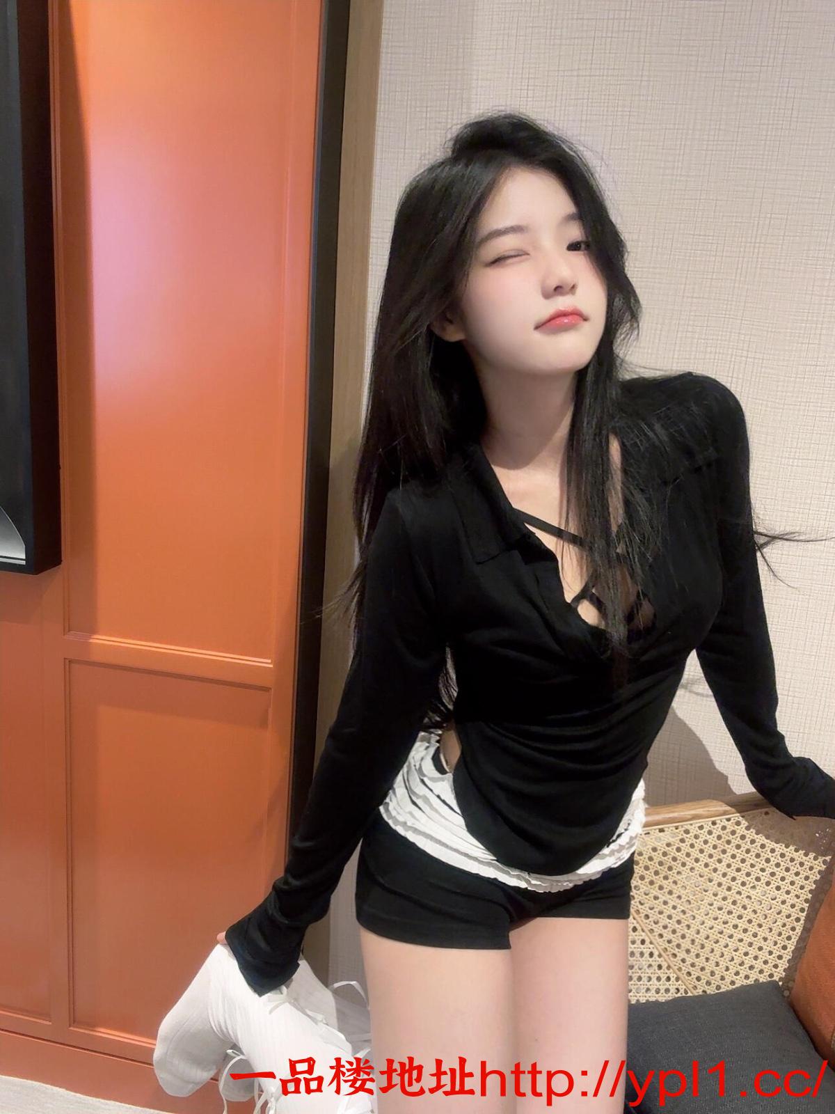 妹奶大逼紧反差淫娃（可外出）