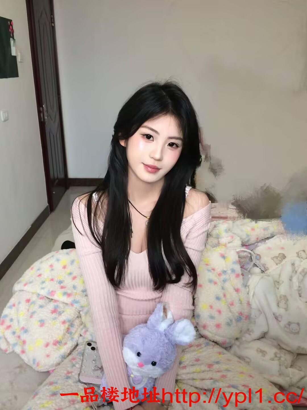 武侯性感s型身材骚妹水多易喷粉嫩鲍