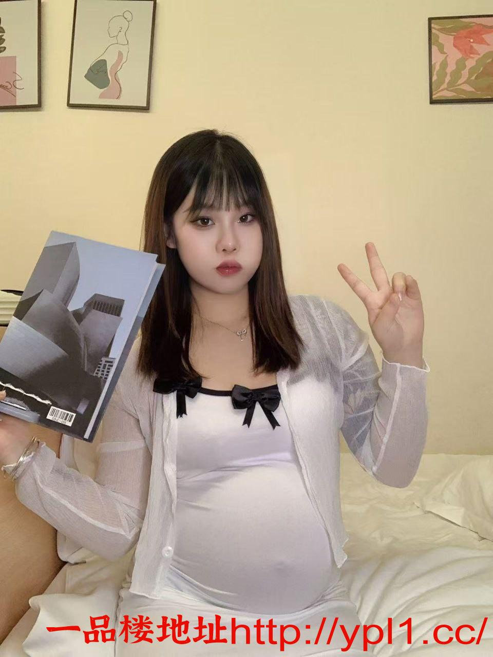 00后小孕妇兼职可没射