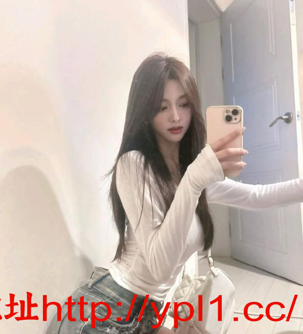 腰臀比完美的腰精，性感娇嫩妹妹