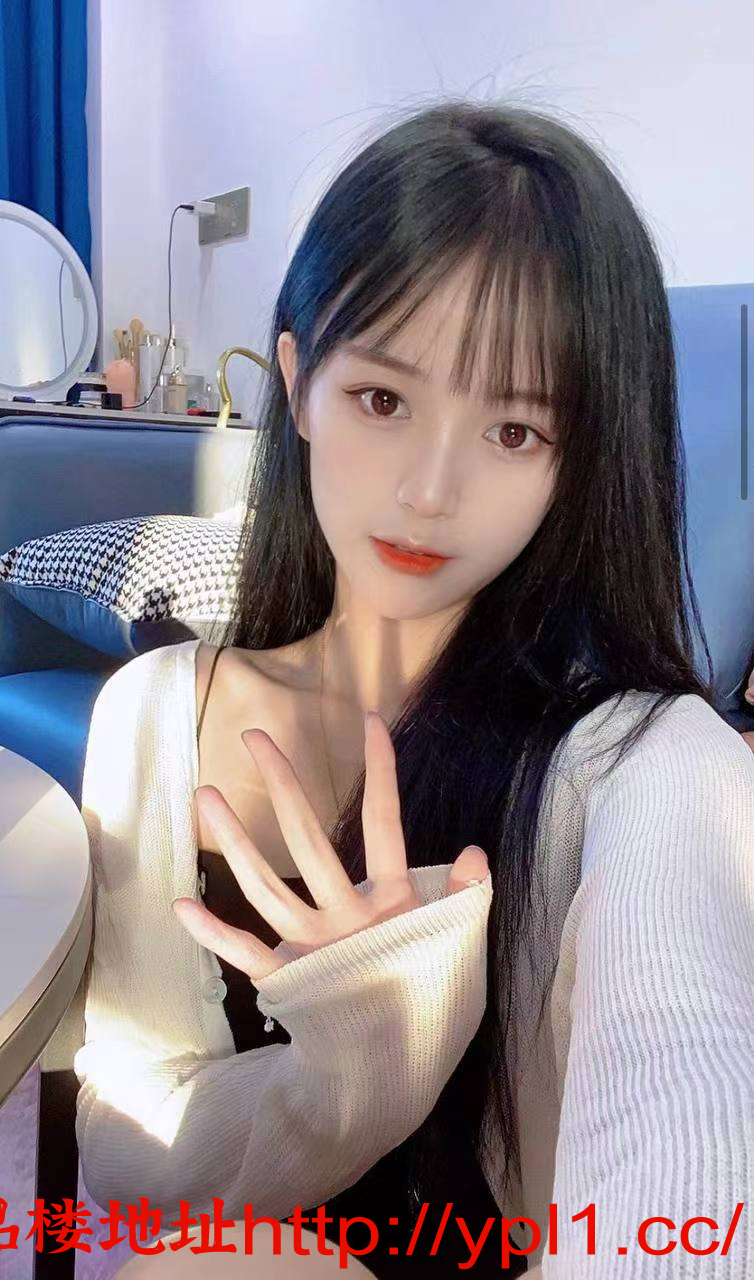 清纯听话00后学妹