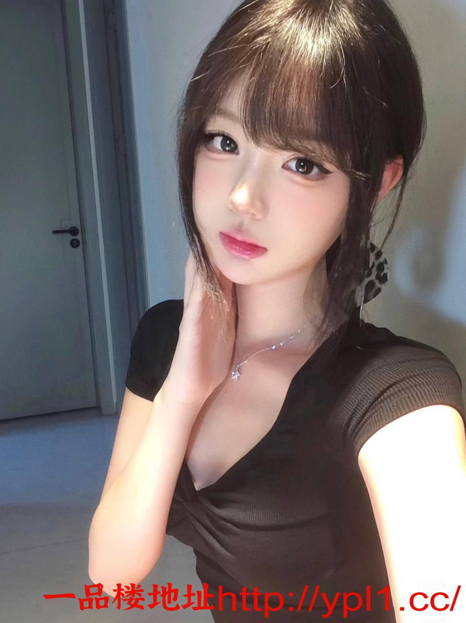 听指挥粉逼小学妹