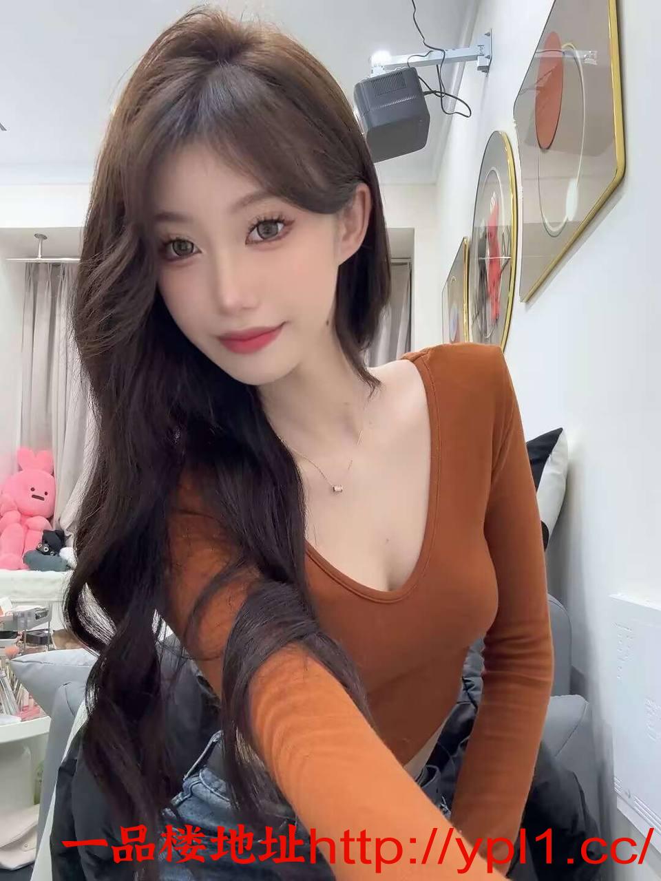 出差体验刚下水兼职小姐姐