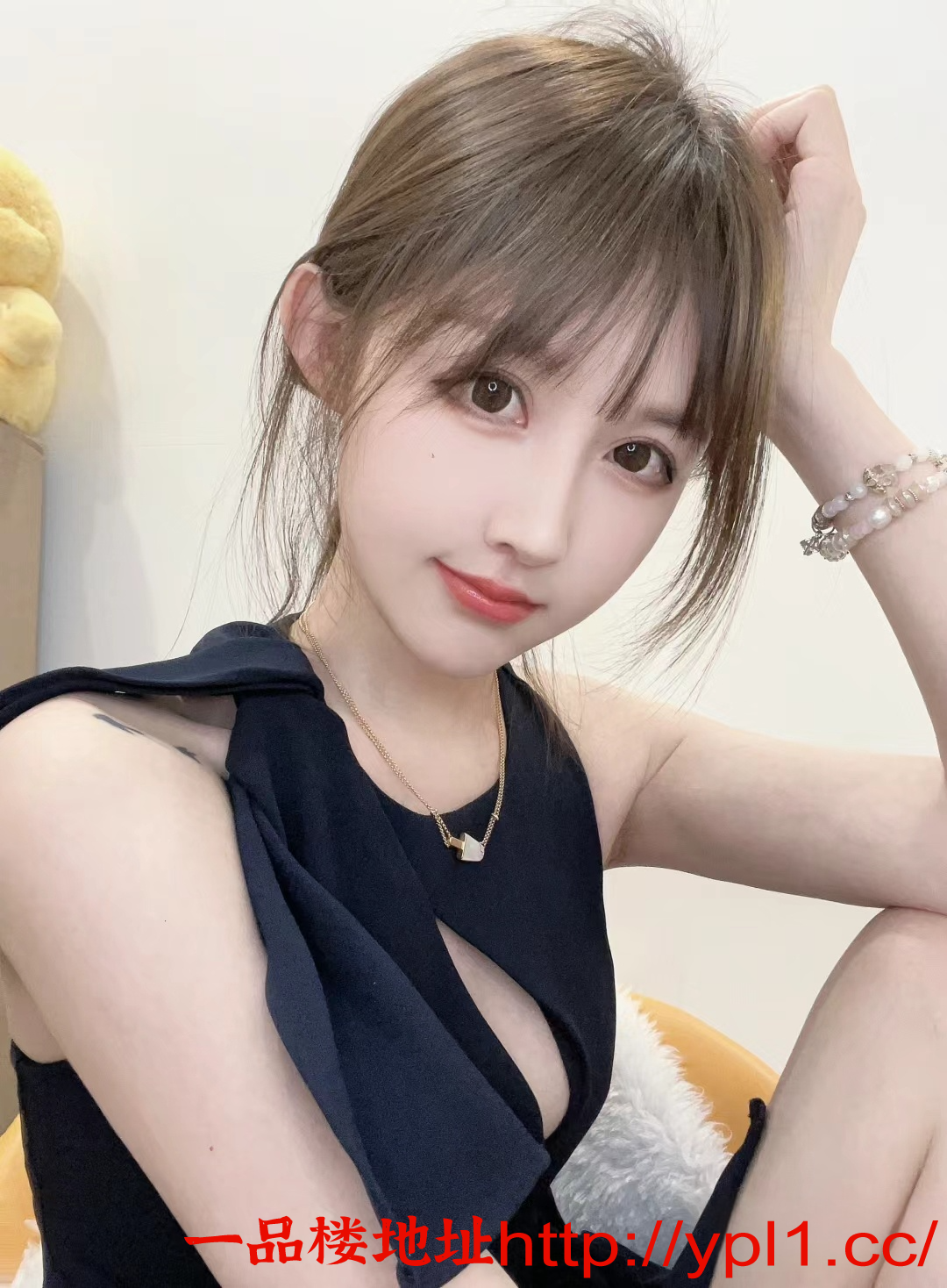 妹子又嫩又漂亮各种亲舔