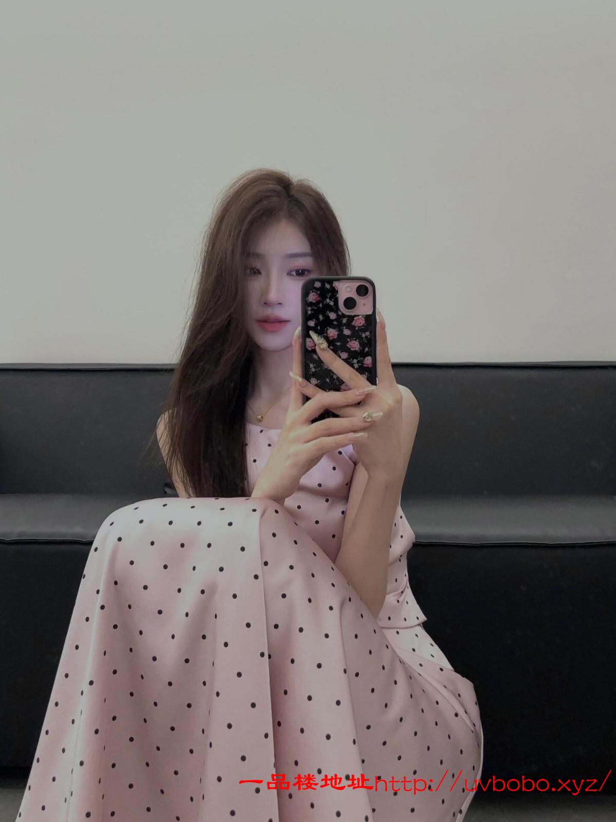 真胸妹子黑丝服务很贴心（可外）