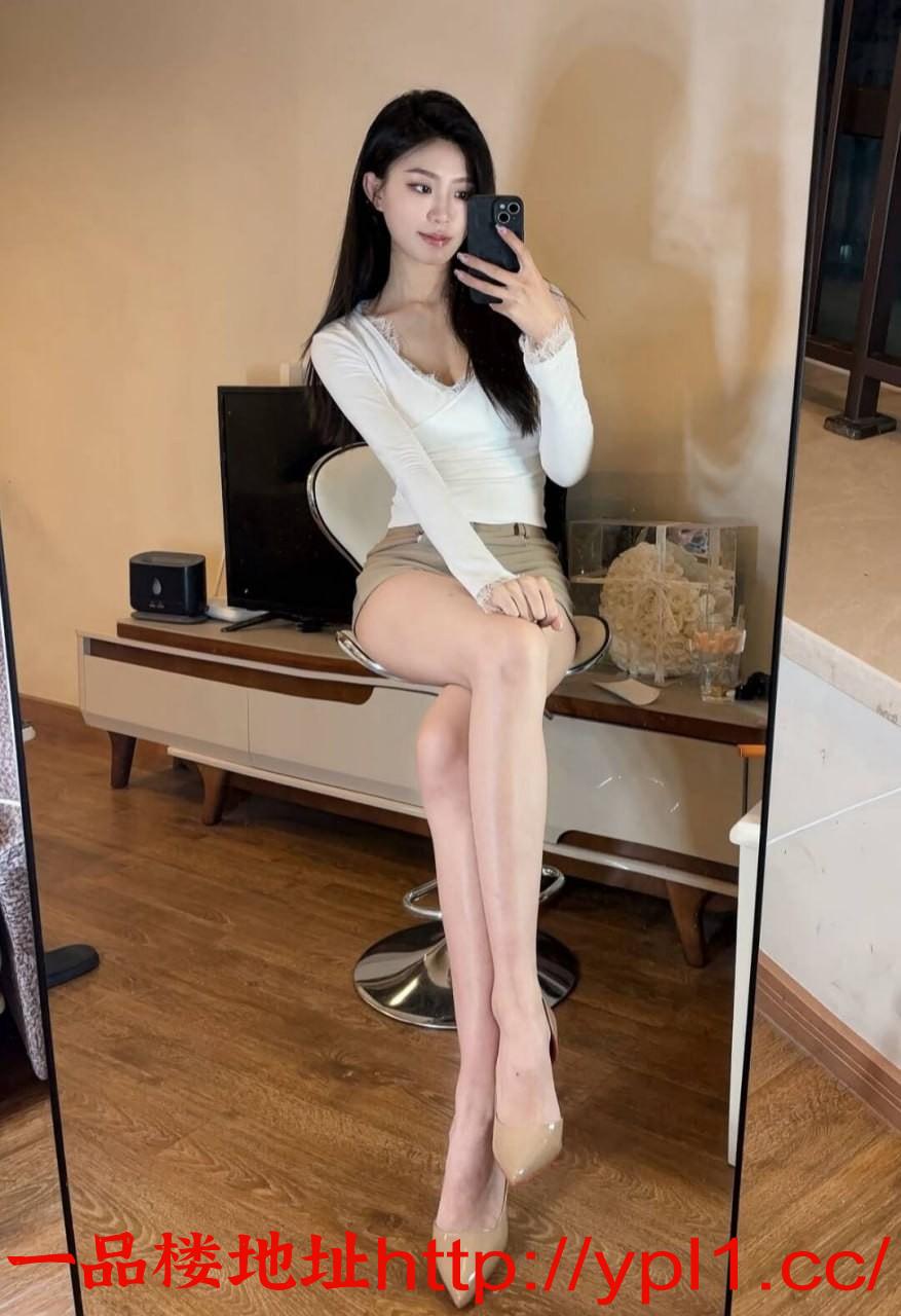 身材好颜值小依妹