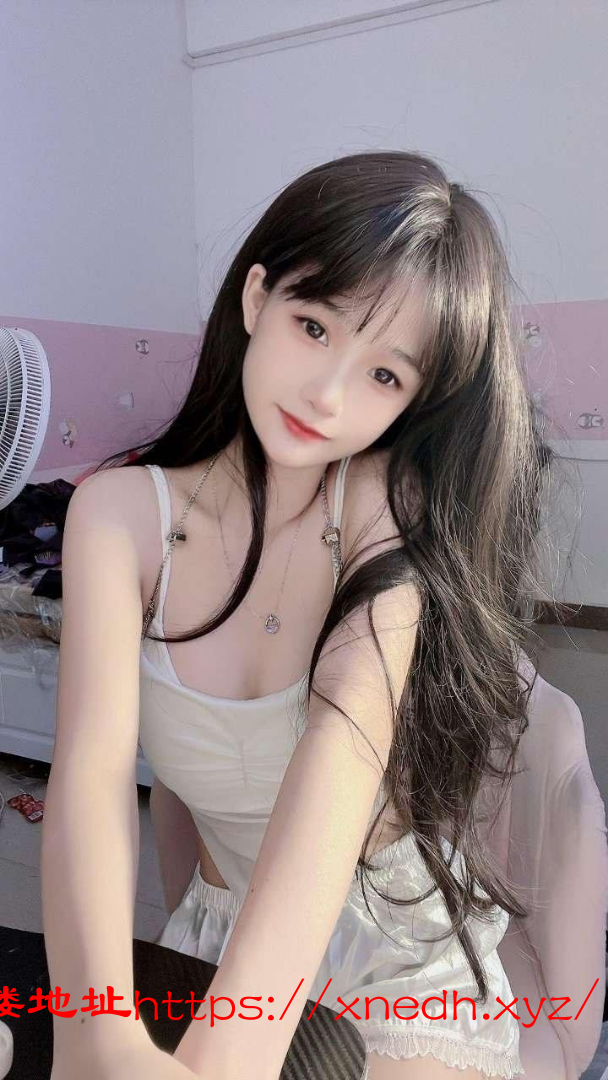 娇羞小萝莉太紧太会夹吸了