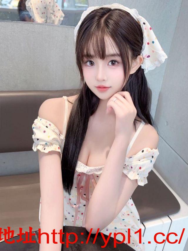 性感粉乳粉逼小学妹