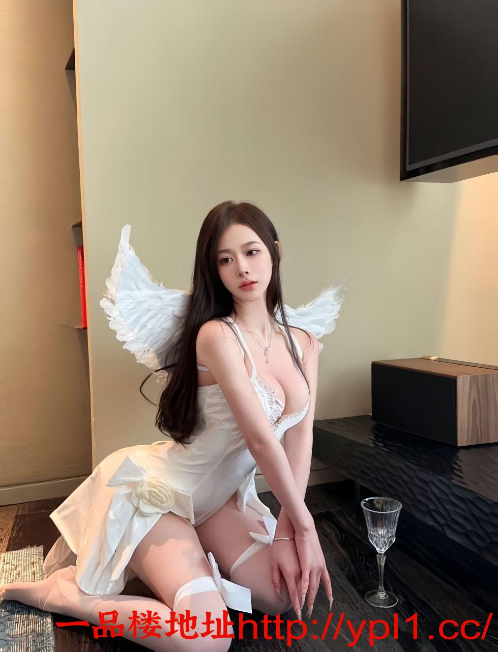 情趣腰细胸大颜值老师