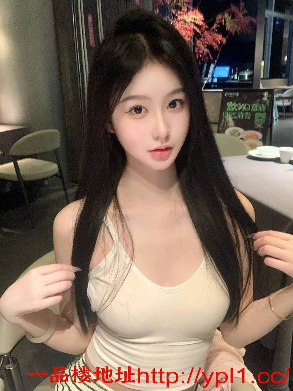 刚下海兼职小妹，粉嫩多汁