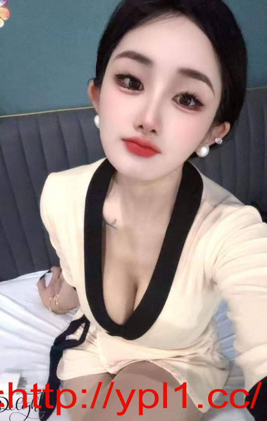 兼职小姐姐水多逼嫩呻吟声一绝