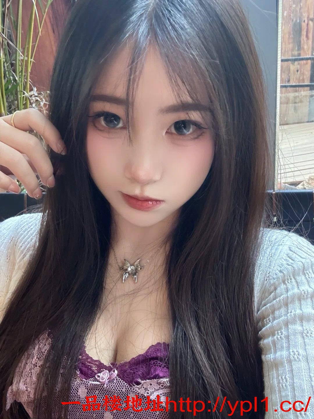 极品粉穴多汁听指挥小嫩货