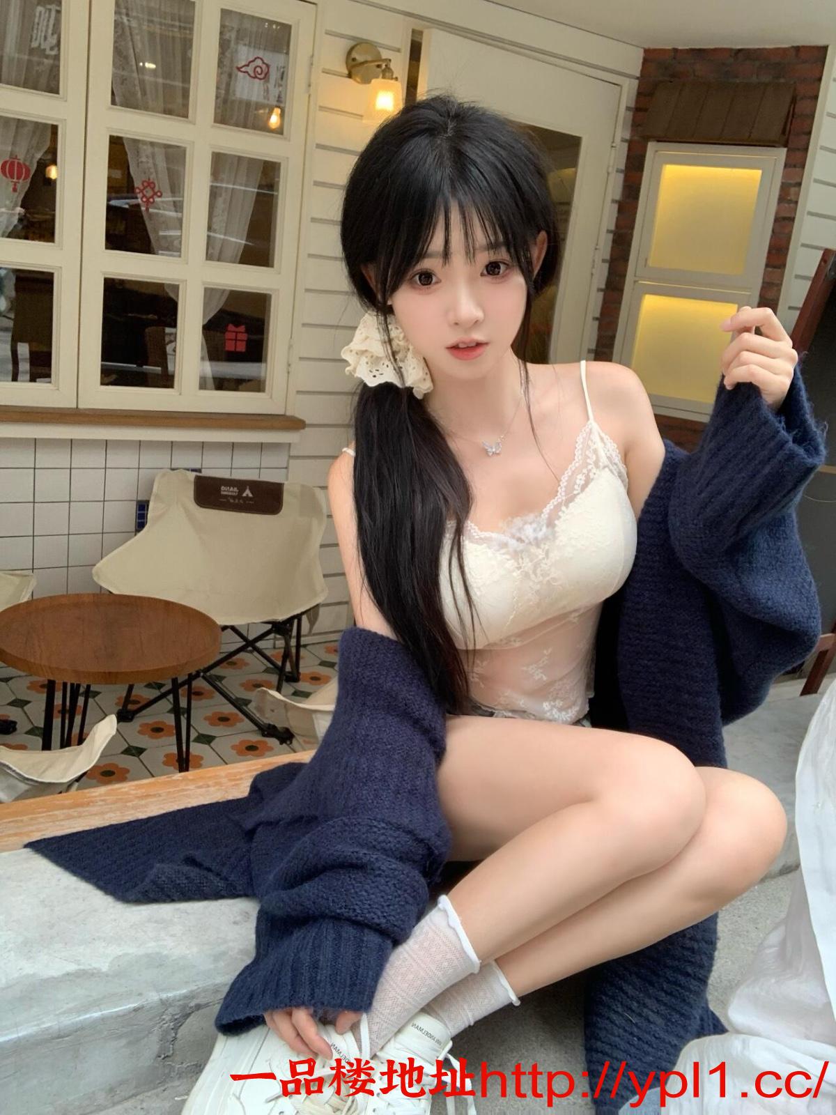 年轻漂亮的小姐姐 B紧多汁 容易出水（可外出）