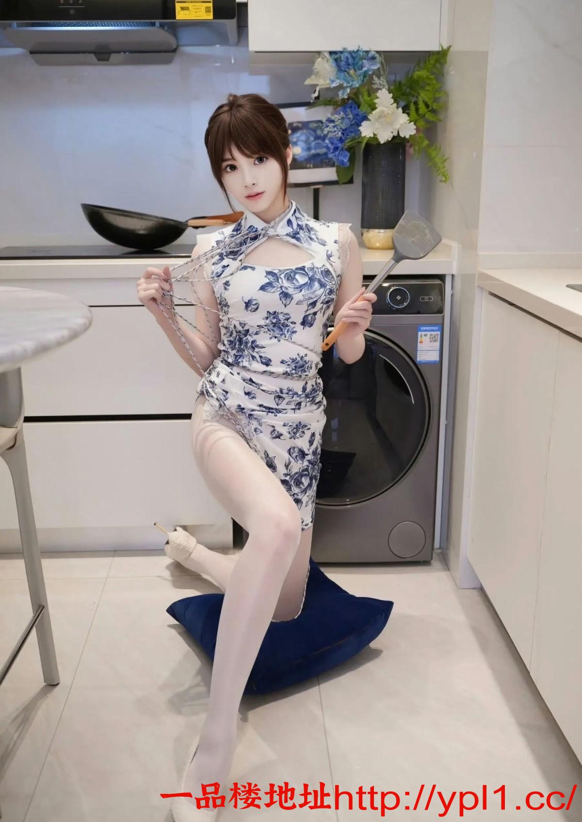 00后辣妹兼职三点粉嫩多汁够浪