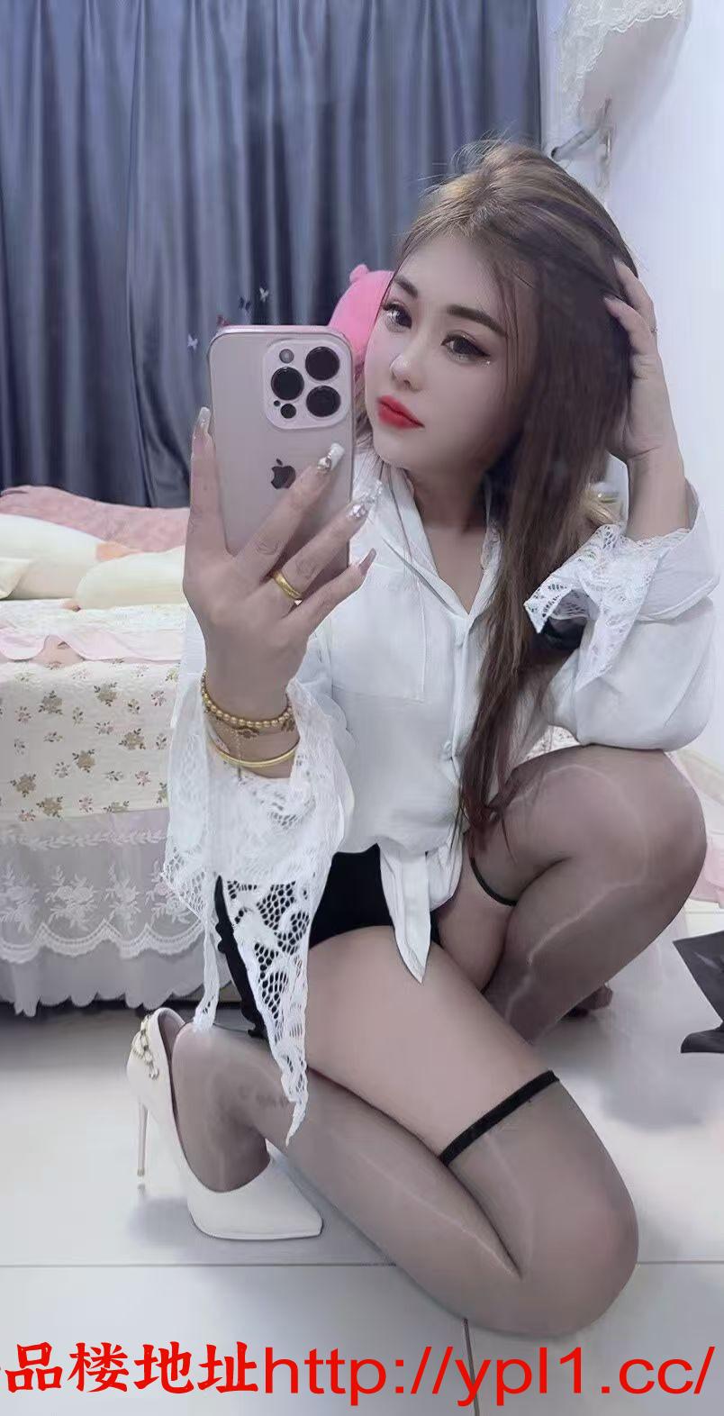 肤白光滑敏感小穴骚妹